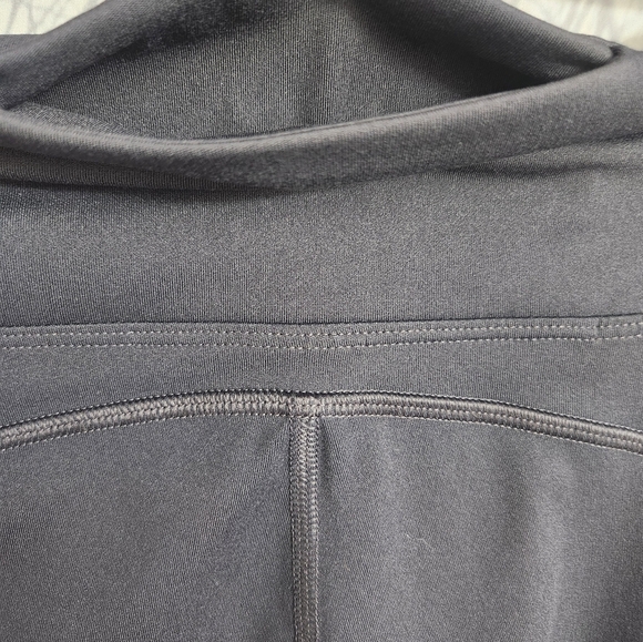 Victoria's Secret Pink Sport Leggings Capris Lace Embellished Hem Gray Small - Picture 5 of 7